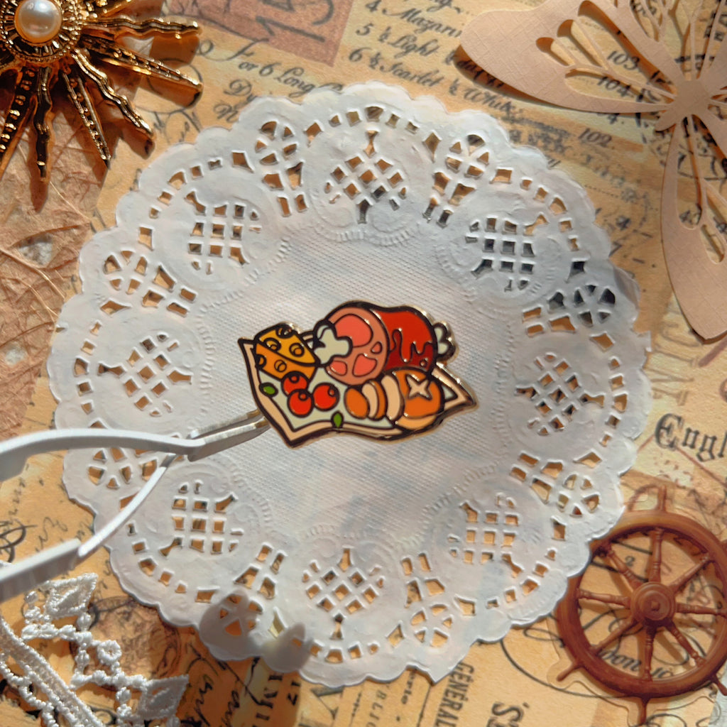 OP Dungeons & Pirates Mini Inventory Pins