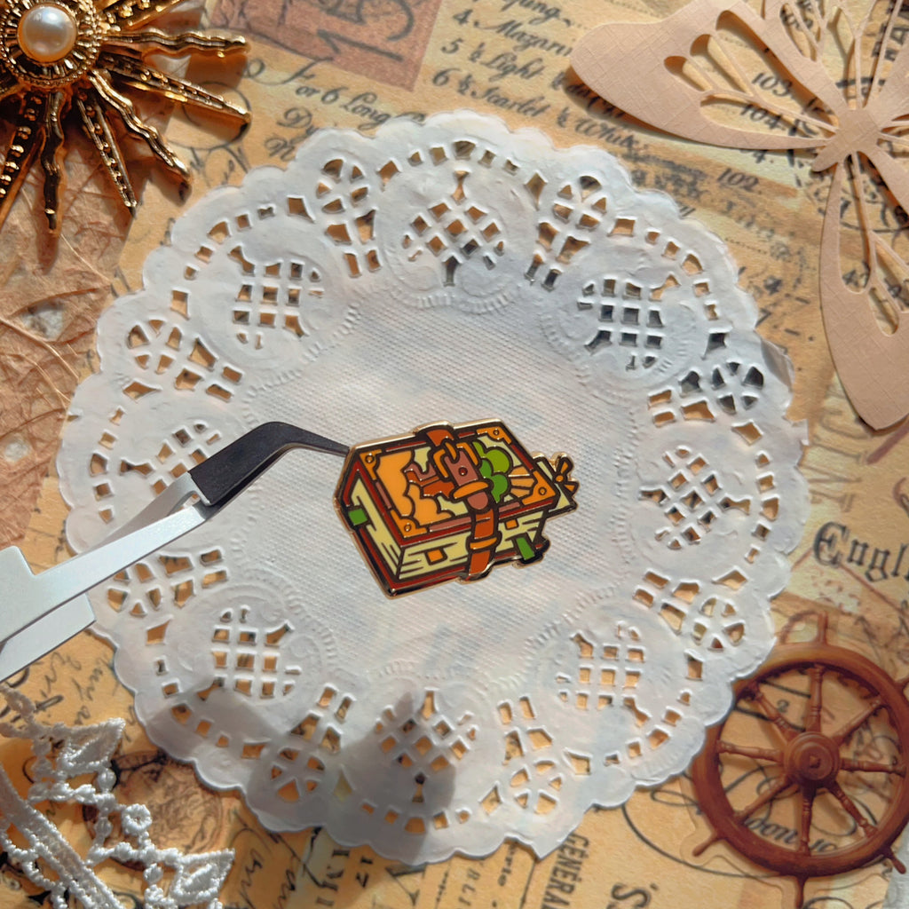 OP Dungeons & Pirates Mini Inventory Pins