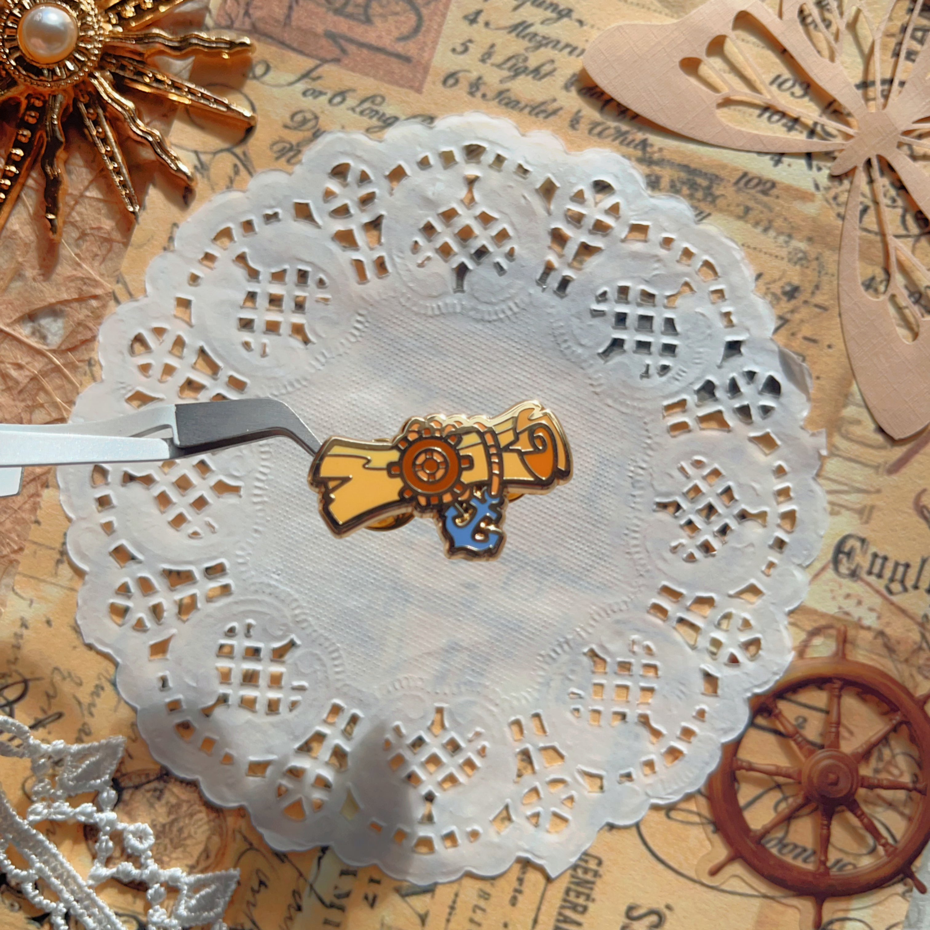 OP Dungeons & Pirates Mini Inventory Pins