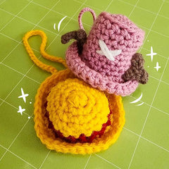 Crochet OP Hats Charms - Nominno